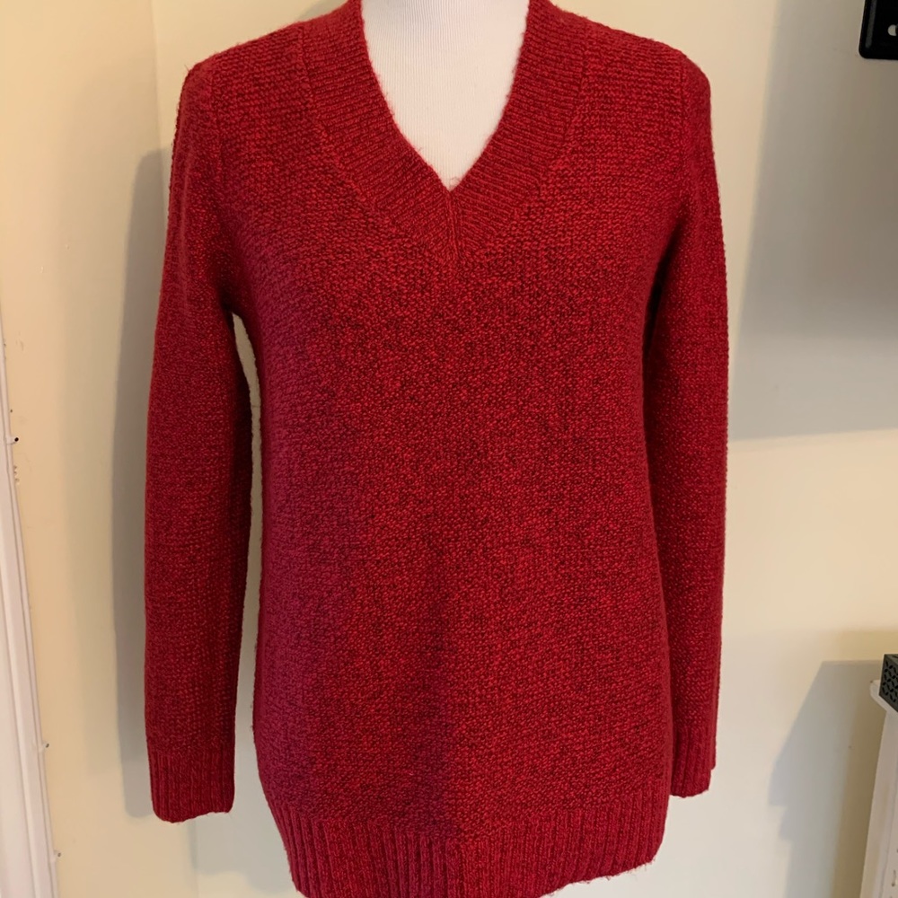 NWT J.JILL RED SWEATER!